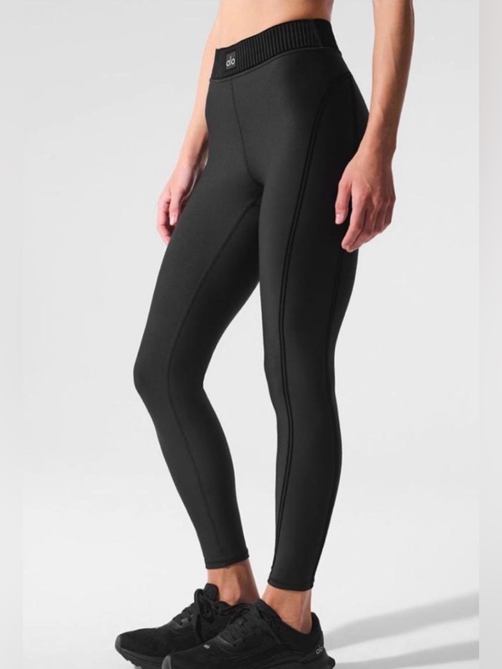 ALO AIRLIFT LINEUP LEGGINGS SIZE M